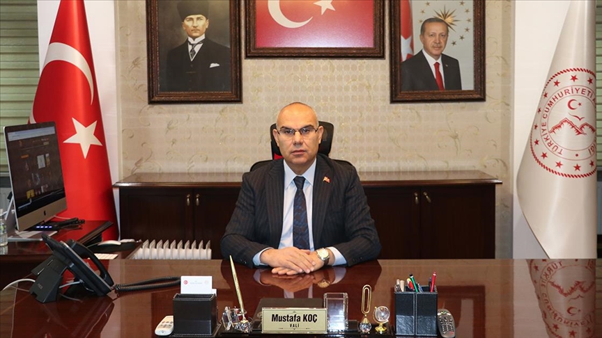 Ağrı Valisi Koç, AA'nın "Yılın Kareleri" oylamasına katıldı