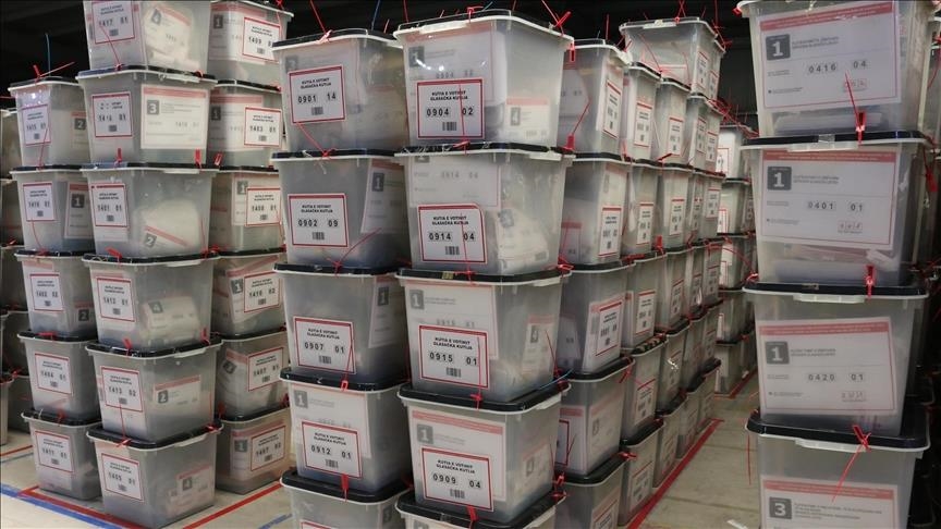 Përfundon numërimi i votave për zgjedhjet e 28 dhjetorit në Kosovë, Vetëvendosje kryeson me 57 ulëse