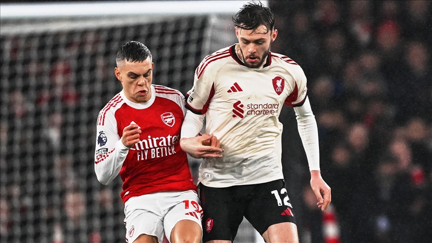 قدم.. ليفربول يوقف سلسلة انتصارات أرسنال في الدوري الإنجليزي