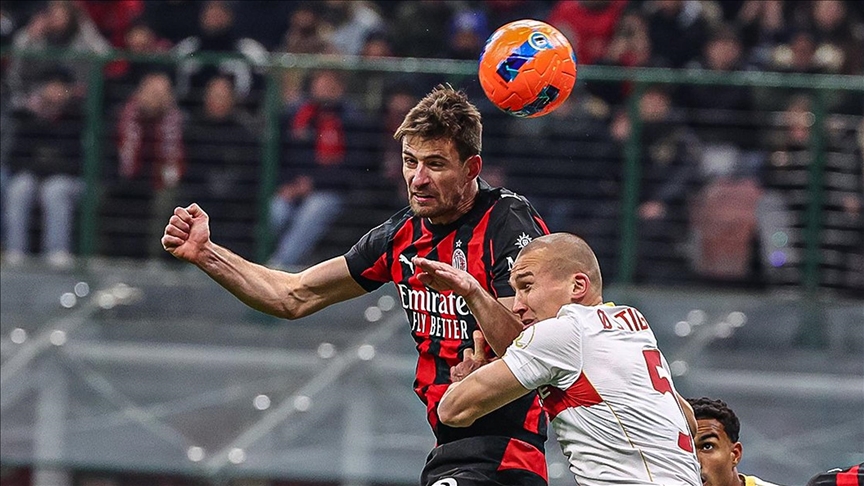 قدم.. ميلان ينتزع تعادلا مثيرا أمام جنوة بهدف لمثله