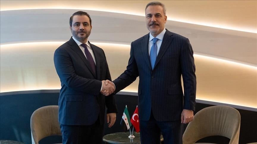 kryediplomatet-e-turqise-dhe-sirise-diskutojne-per-situaten-ne-halep