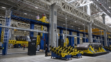 German industrial output rises 0.8% in November, defying expectations