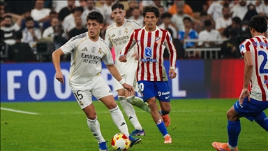 قدم.. ريال مدريد يتأهل لنهائي السوبر الإسباني أمام برشلونة