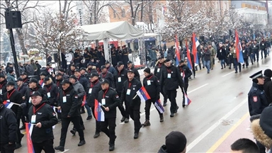 Со дефиле во Бања Лука одбележан неуставниот Ден на Република Српска