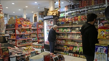 Dvanaesti dan protesta u Iranu obilježen velikim demonstracijama, prekidom interneta i telefonskih usluga