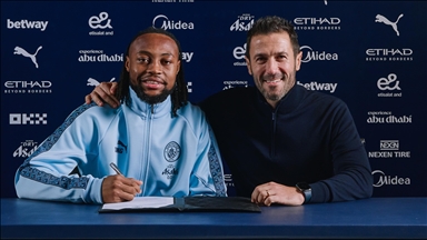 قدم.. مانشستر سيتي يضم الغاني أنطوان سيمينيو من بورنموث