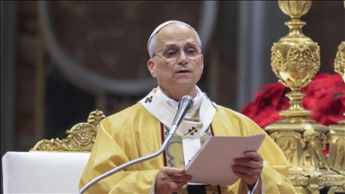 Papa paralajmëron: Lufta është rikthyer në modë, paqja po kërkohet "përmes armëve"