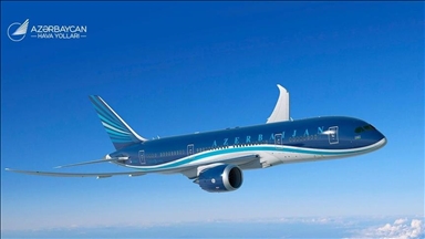 شرکت هواپیمایی آذربایجان پروازهای امروز خود به تهران را لغو کرد