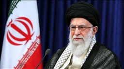 خامنەیی: "هەندێک گرووپ بۆ ڕازی کردنی ترەمپ موڵک و ماڵی گشتییان تێکداوه‌"