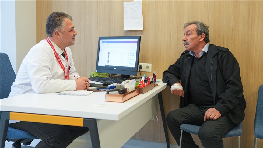 Akciğer kanserini yendi, 30 yıllık sigara alışkanlığını geride bıraktı