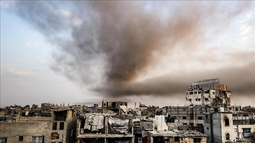 Израиль нанес воздушные и артиллерийские удары по различным районам сектора Газа