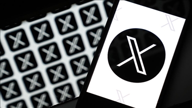 ABD merkezli X sosyal medya platformu, web sürümündeki İran bayrağını değiştirdi