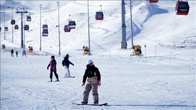 Sezonu geç açan Erciyes, 23 günde 550 bin kişi ağırladı