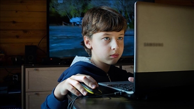 Yeşilay Başkanı Dinç, çocuklarına ekran limiti koymaları için ebeveynleri uyardı