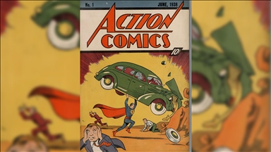 ABD'de Superman'i dünyaya tanıtan çizgi romanın nadir kopyası, 15 milyon dolara satıldı