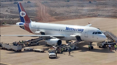 اليمن يعلن استكمال إجلاء جميع السياح الأجانب العالقين بجزيرة سقطرى