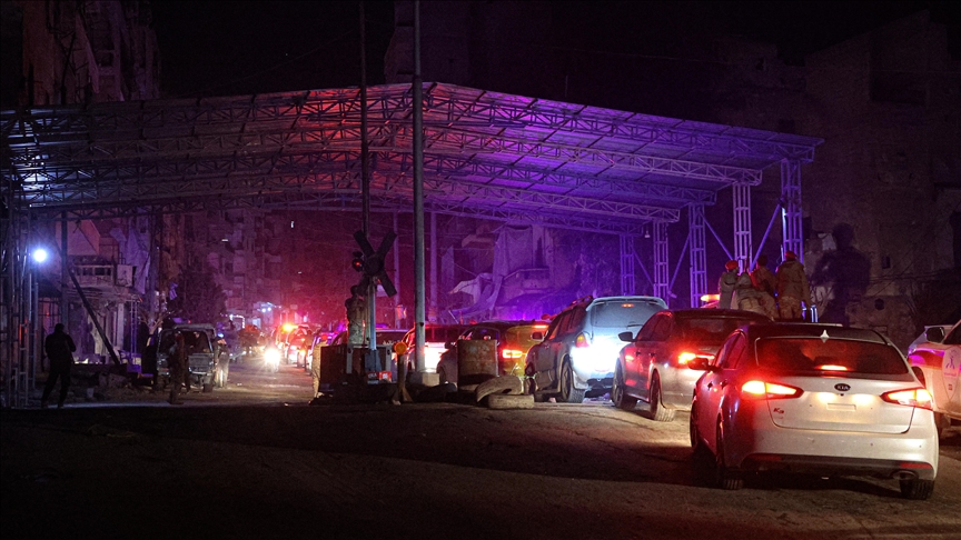 Last group of YPG/SDF in Aleppo begins to leave Sheikh Maqsoud neighborhood: Report