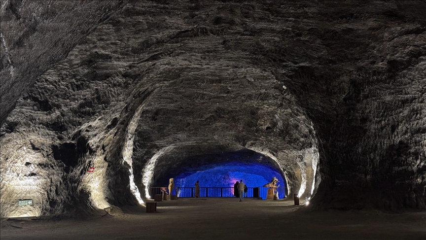 Shpella e kripës, një mbetje e epokës hitite në Turqi