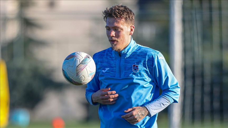 Trabzonsporlu futbolcu Serdar Saatçı, Al Nassr'a kiralandı