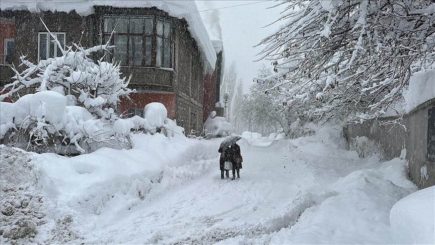 Li Bîngol, Elezîz û Şirnexê rêya 96 cih û waran girtî ye