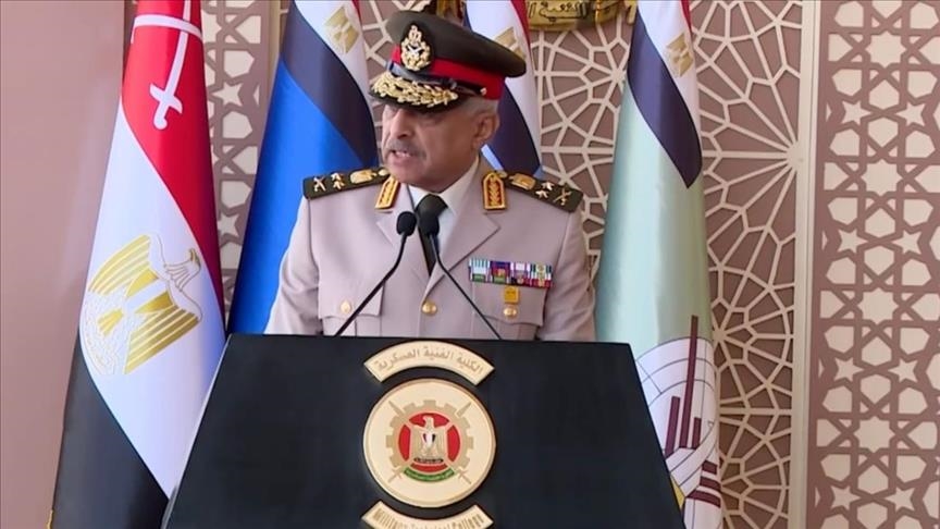 وزير الدفاع المصري ونائب قائد قوات شرق ليبيا يبحثان التعاون العسكري