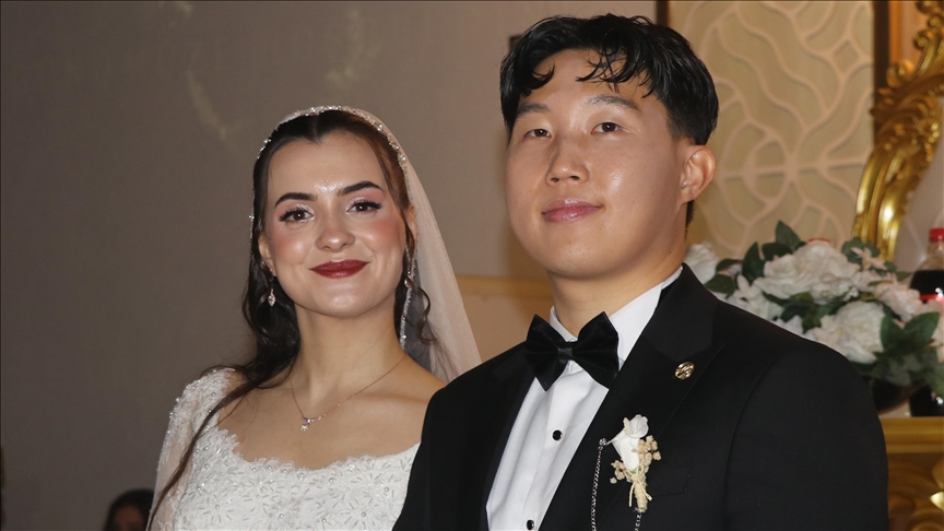 Güney Koreli damat ile Rizeli gelin dünyaevine girdi