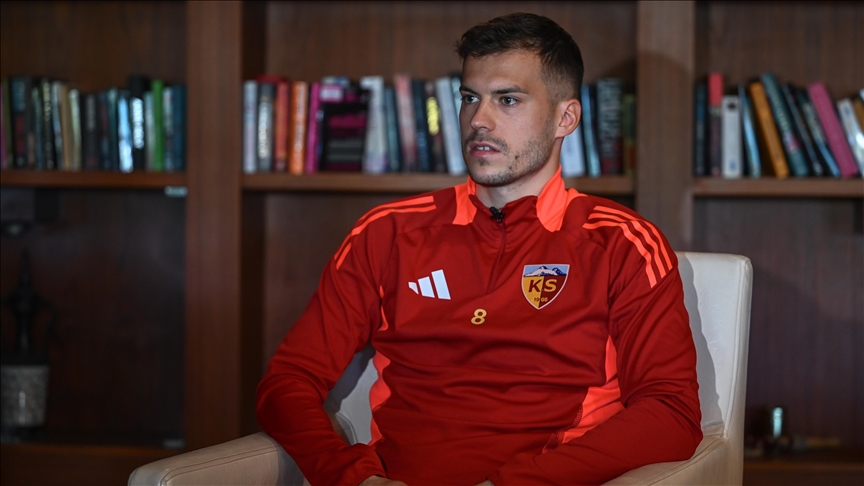 Kayserisporlu Laszlo Benes, Türkiye'de iz bırakmak istiyor