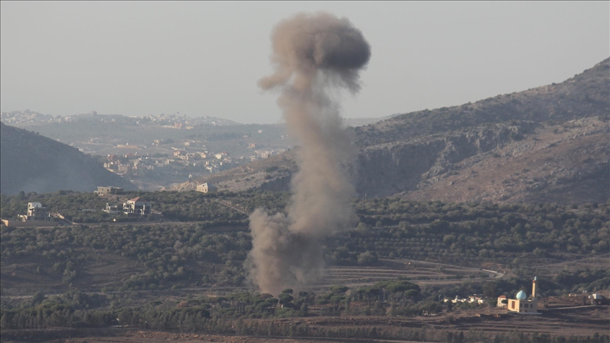 مقاتلات إسرائيلية تشن 10 غارات على قرية جنوبي لبنان