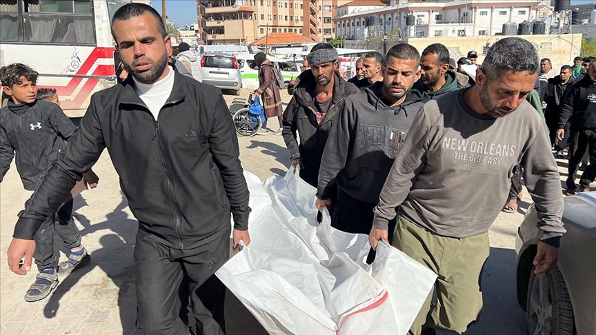 İsrail ordusu, Gazze'nin çeşitli bölgelerine hava ve kara saldırılarını sürdürüyor