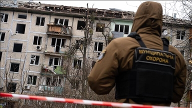 Ukraine says 1,000 buildings in Kyiv still without heating following Russian strikes