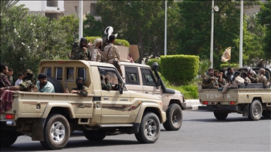 Yémen : le président du Conseil présidentiel affirme que le désarmement est essentiel pour restaurer l’État