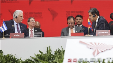 Trump avertit Cuba sur le pétrole vénézuélien et promet la protection de Caracas après Maduro