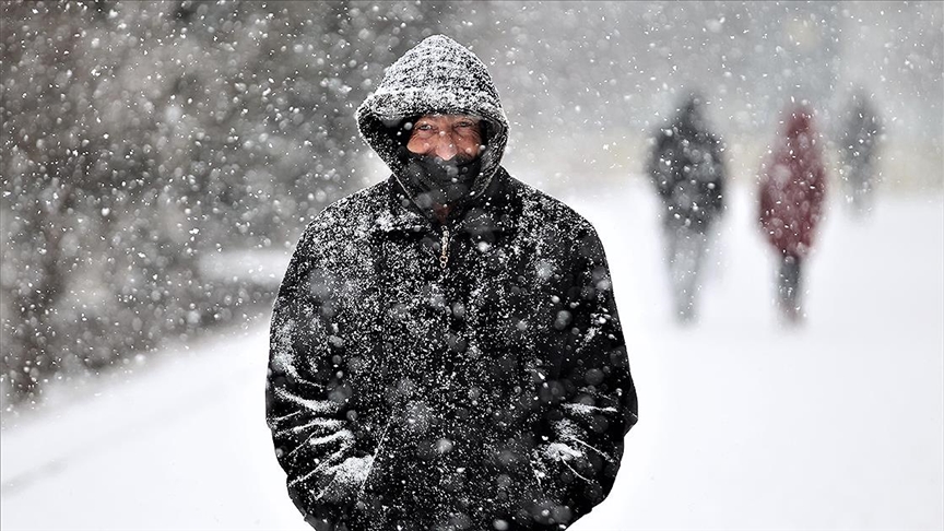 Meteorolojiden Doğu Anadolu'da yoğun kar, Güney Ege ve Akdeniz'de fırtına uyarısı