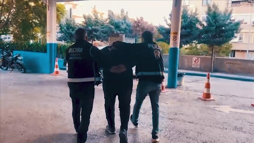 Navend Stenbol li 13 parêzgehan di operasyona FETOyê da 51 berşik hatin qefaltin