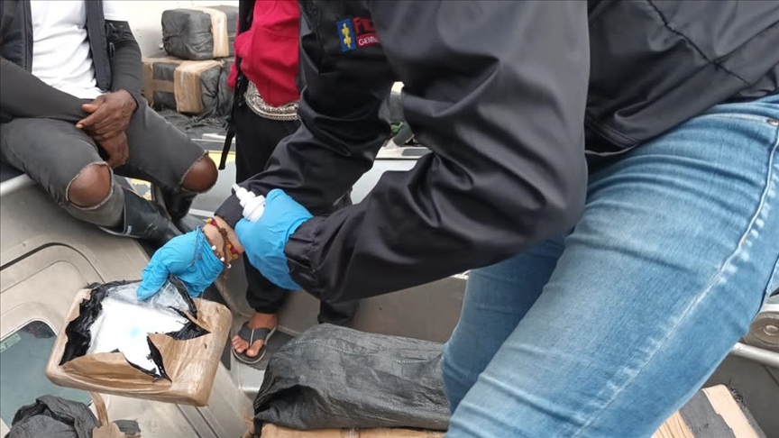 Spanish police seize nearly 10 tons of cocaine in 'largest' high-seas bust