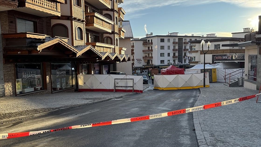 Zvicër  banorët ende po përpiqen të kapërcejnë pasojat e zjarrit në bar në natën e vitit të ri