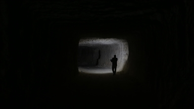 AA, terör örgütü YPG/SDG’den kurtarılan Şeyh Maksud Mahallesi'nde evlerin altına açılan tünelleri görüntüledi