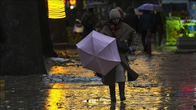 Allemagne : une tempête de verglas ferme des écoles et perturbe les transports