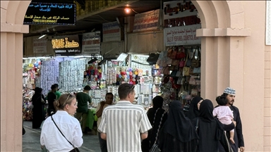 كورنيش وسوق "مطرح".. بحر عُمان يجمع الطبيعة والتراث