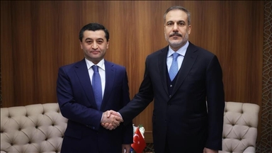 گفت‌وگوی تلفنی وزرای خارجه ترکیه و ازبکستان 