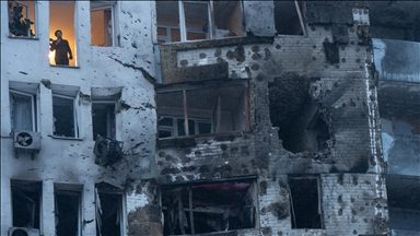 Ukraine : plus de 1 000 bâtiments à Kiev toujours sans chauffage après des frappes russes