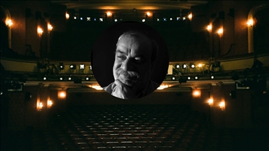 Ankaralı tiyatro sanatçısı Koray Ergun hayatını kaybetti