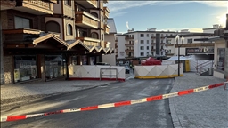 Zvicër, banorët ende po përpiqen të kapërcejnë pasojat e zjarrit në bar në natën e vitit të ri