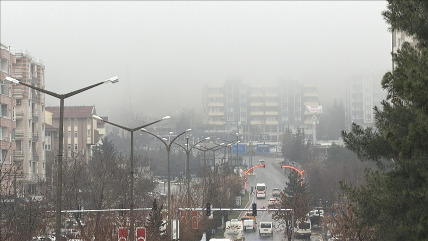 Li Mêrdînê ba, baran û mij heye