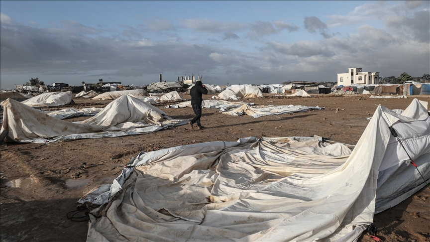 حكومة غزة: ارتفاع وفيات البرد القارس إلى 24 بينهم 21 طفلا