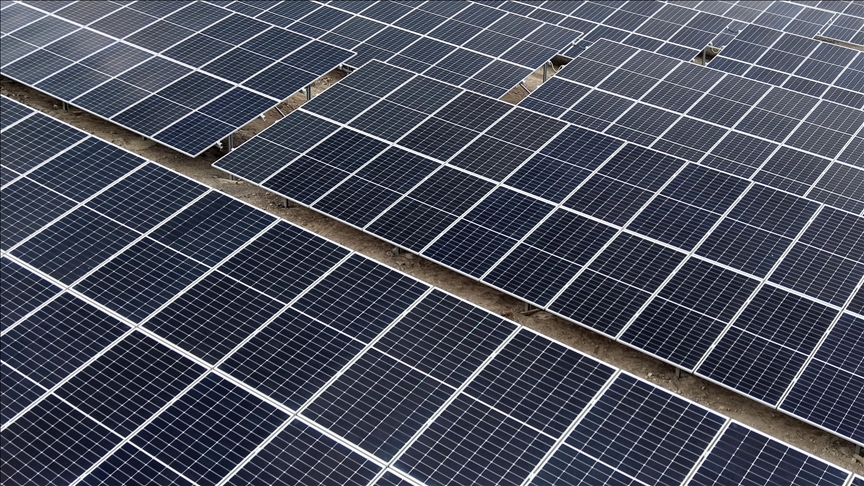 US judge blocks Trump move to cancel $27.5M in clean-energy grants