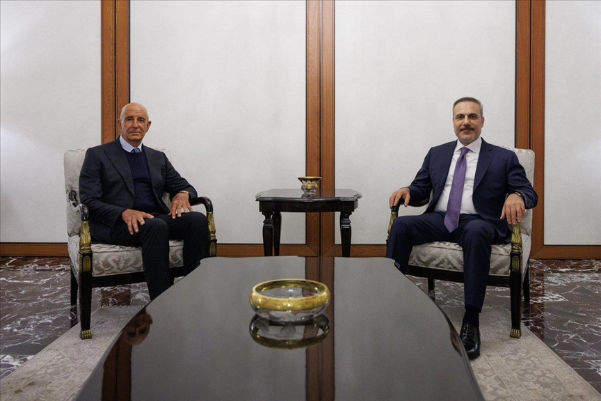 هاکان فیدان پێشوازی لە باڵیۆزی ئەمریکا و نوێنەری ئەو وڵاتە بۆ سووریا تۆم باراک کرد