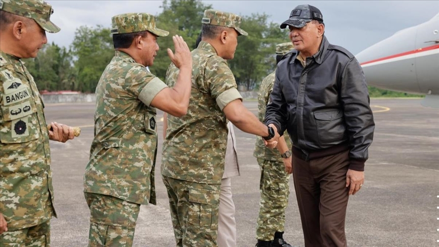 إندونيسيا وباكستان تتفقان على توسيع التعاون الدفاعي