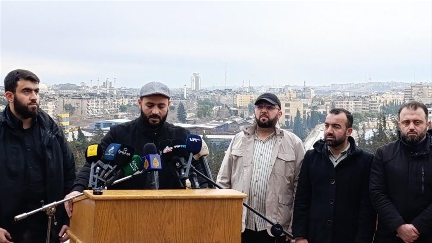 مسؤولان سوريان: لا نوايا انتقامية تجاه أحد ولن نسمح بالطائفية 