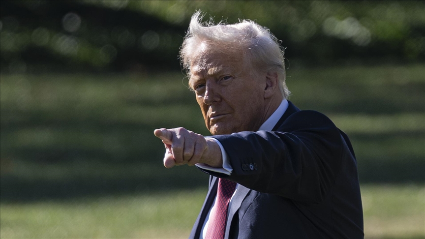  Трамп ги повика иранските демонстранти да „продолжат да протестираат“, им порача дека „помошта е на пат“